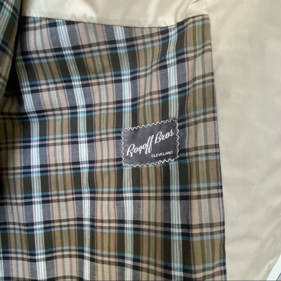 Mens Rain and Stain Resistant Trench Coat - Picture 4 of 12